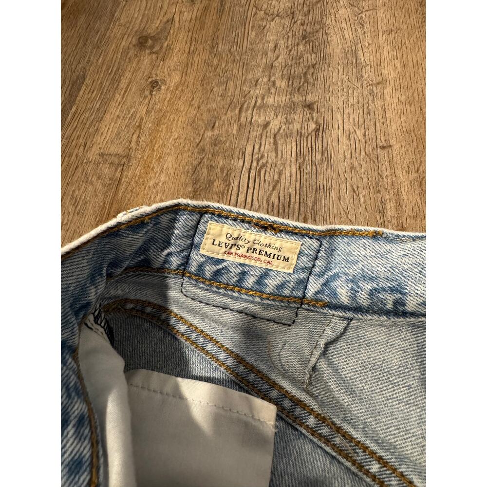 Levi's Premium Women's Ribcage Wide Leg Jean Size 28 - Picture 3 of 14